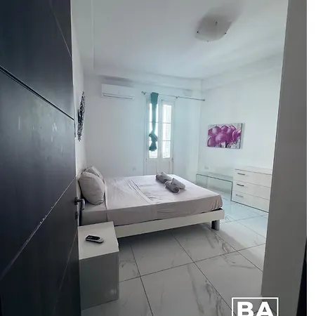 Modern 2 Bedroom 1 Minute From The Promenade Apartamento *